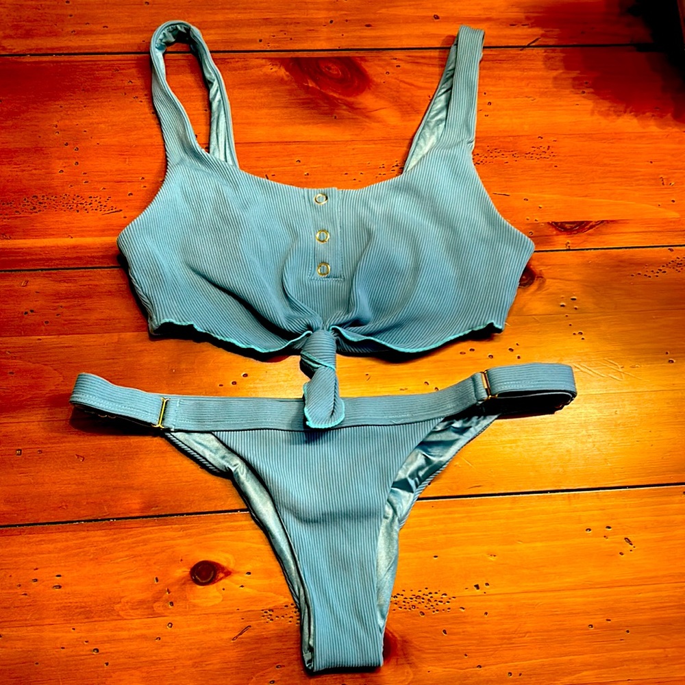 Beach Bunny two piece bathing suit, top size small and bottoms xs